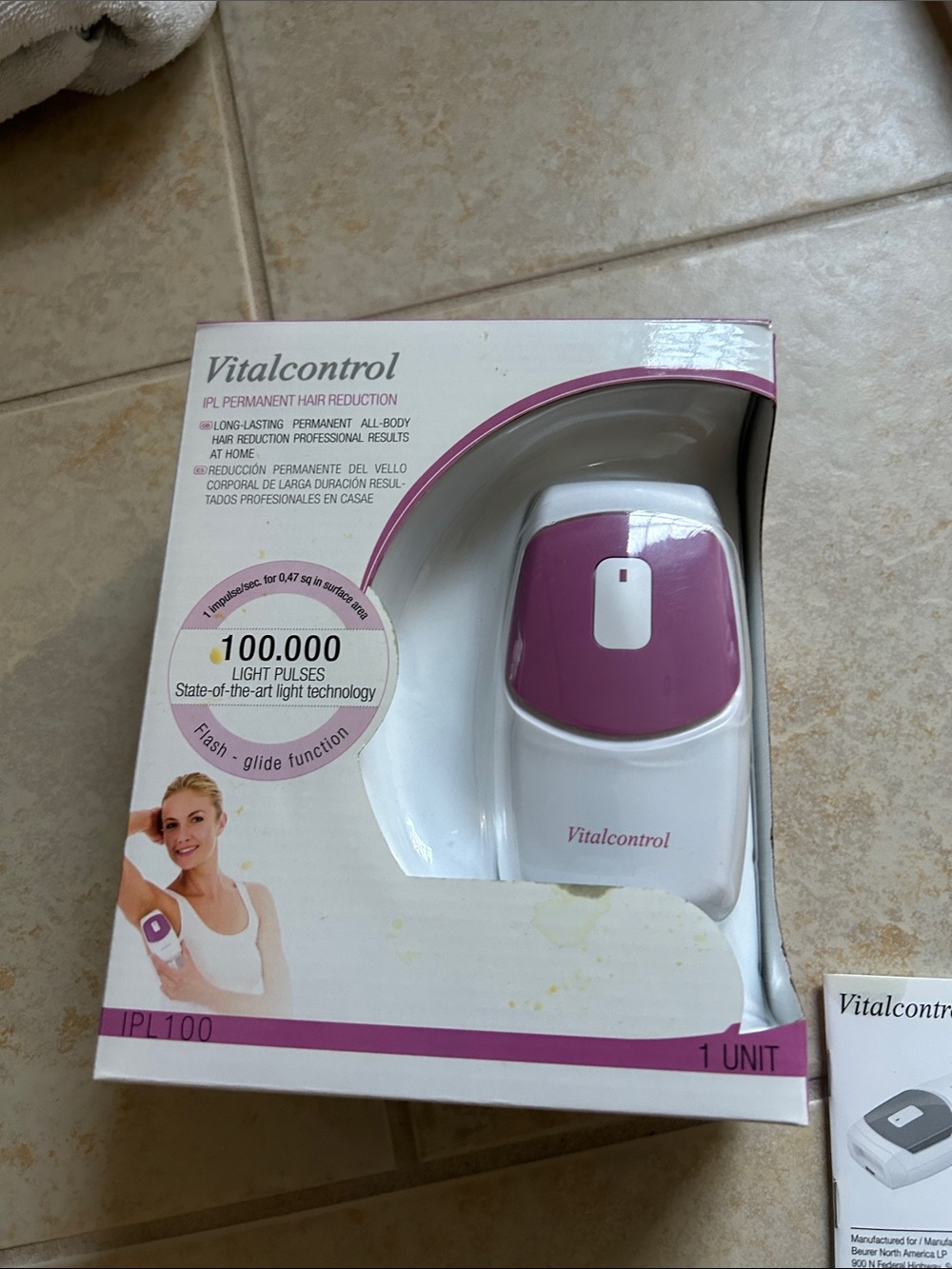 Vitalcontrol IPL Hair Removal Device in White & Pink